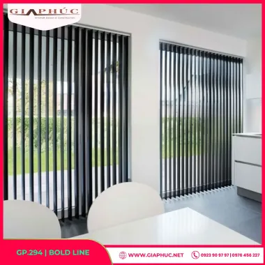 Rèm Sáo Lá Dọc Màu Đen Cá Tính – Bold Line